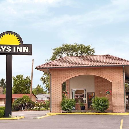 Days Inn By Wyndham Richland Buitenkant foto